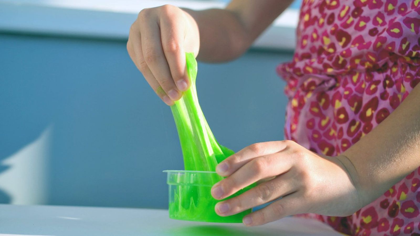 Las manchas de slime se eliminan fácilmente con limón o vinagre