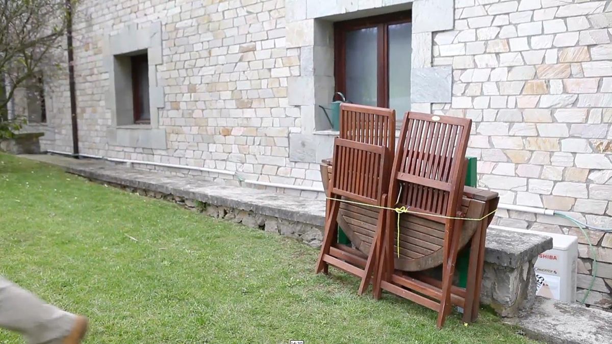 Soportes para bidones de agua paso 10