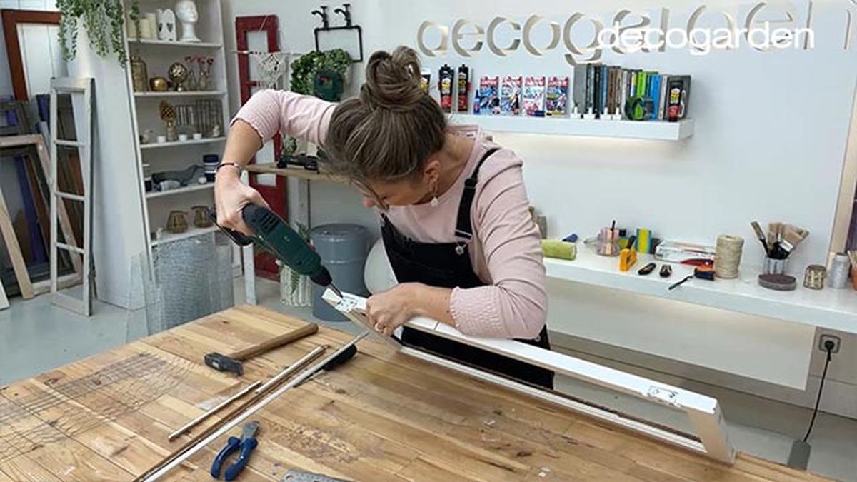 como hacer un joyero de pared paso 4