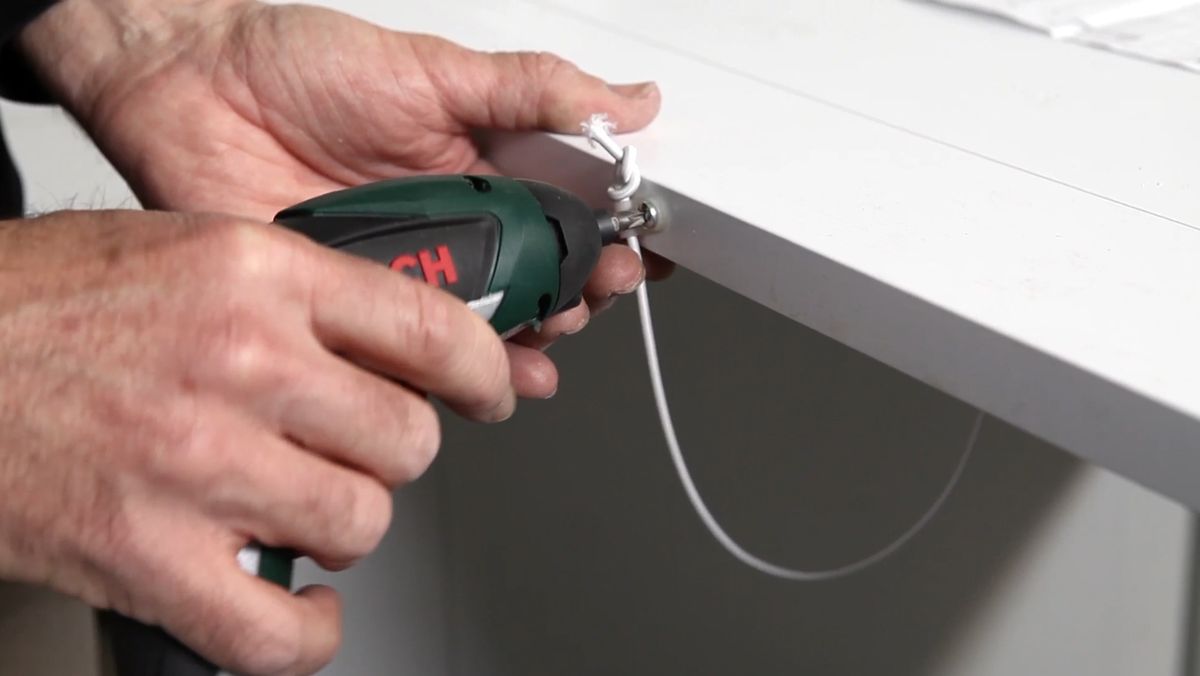 Montar un armario de lavandería paso 7