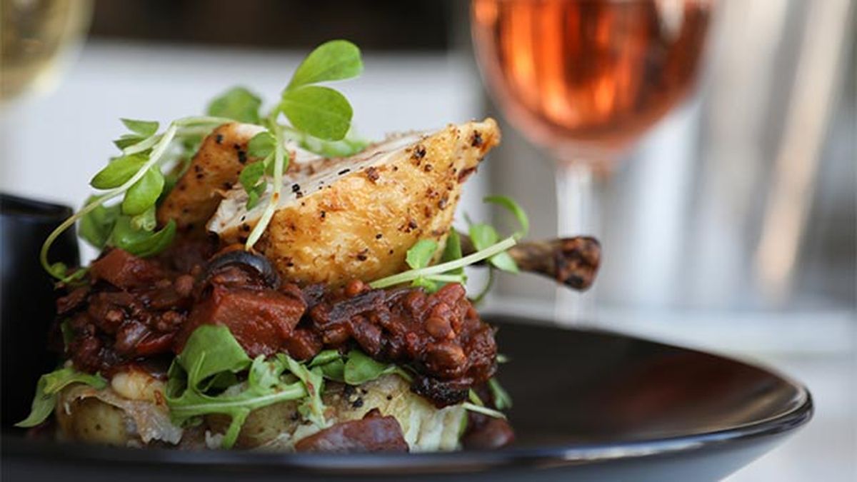 mardiaje de vinos y platos carnes vino rosado