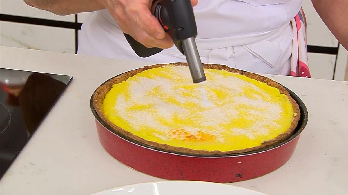 KARL66600320 tarta de yema tostada receta de eva arguinano paso4