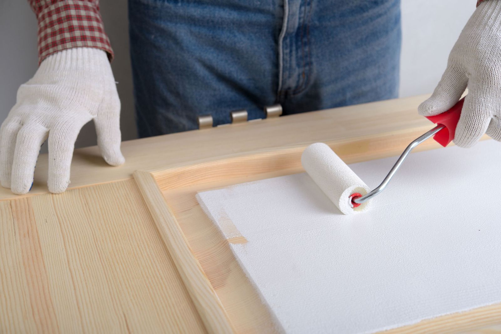 Aplicar una imprimación en madera