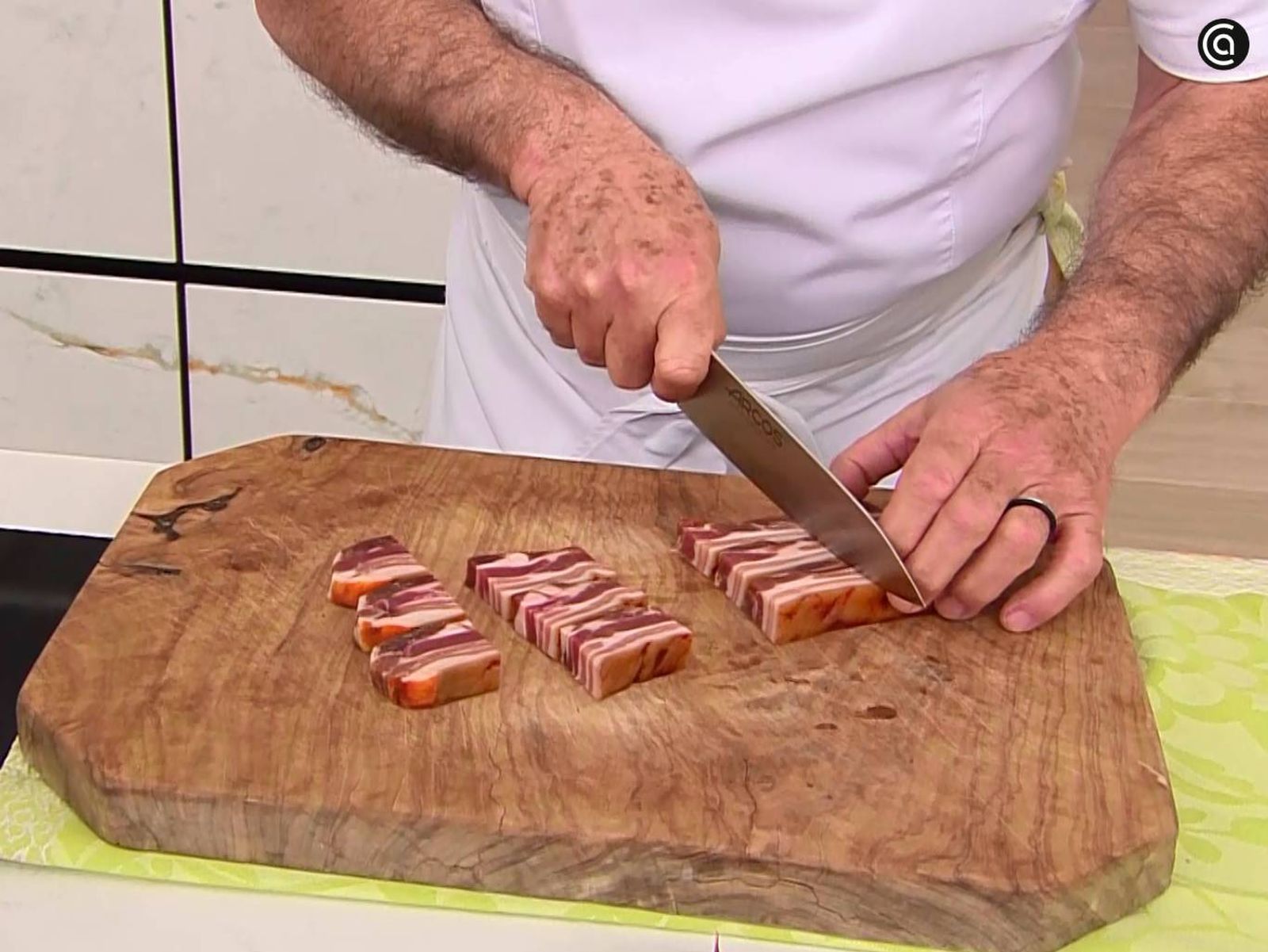 Elaboración de torreznos caseros - paso 1