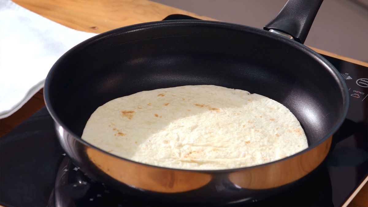 Wrap de pescado con salsa de yogur   Paso 5