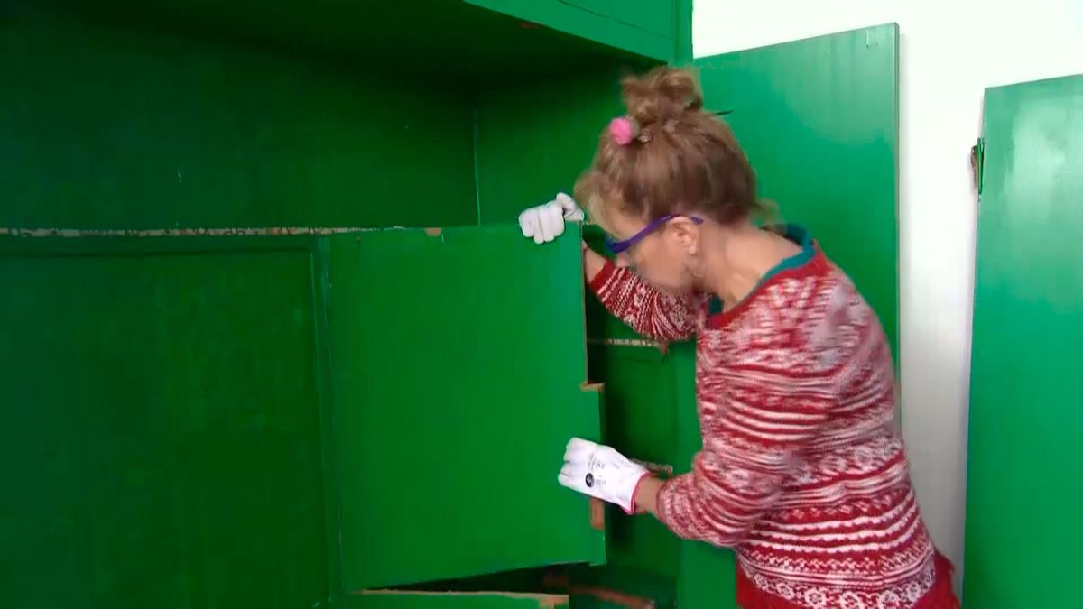 DEKO0712 Decorar estudio multifuncional color verde paso1