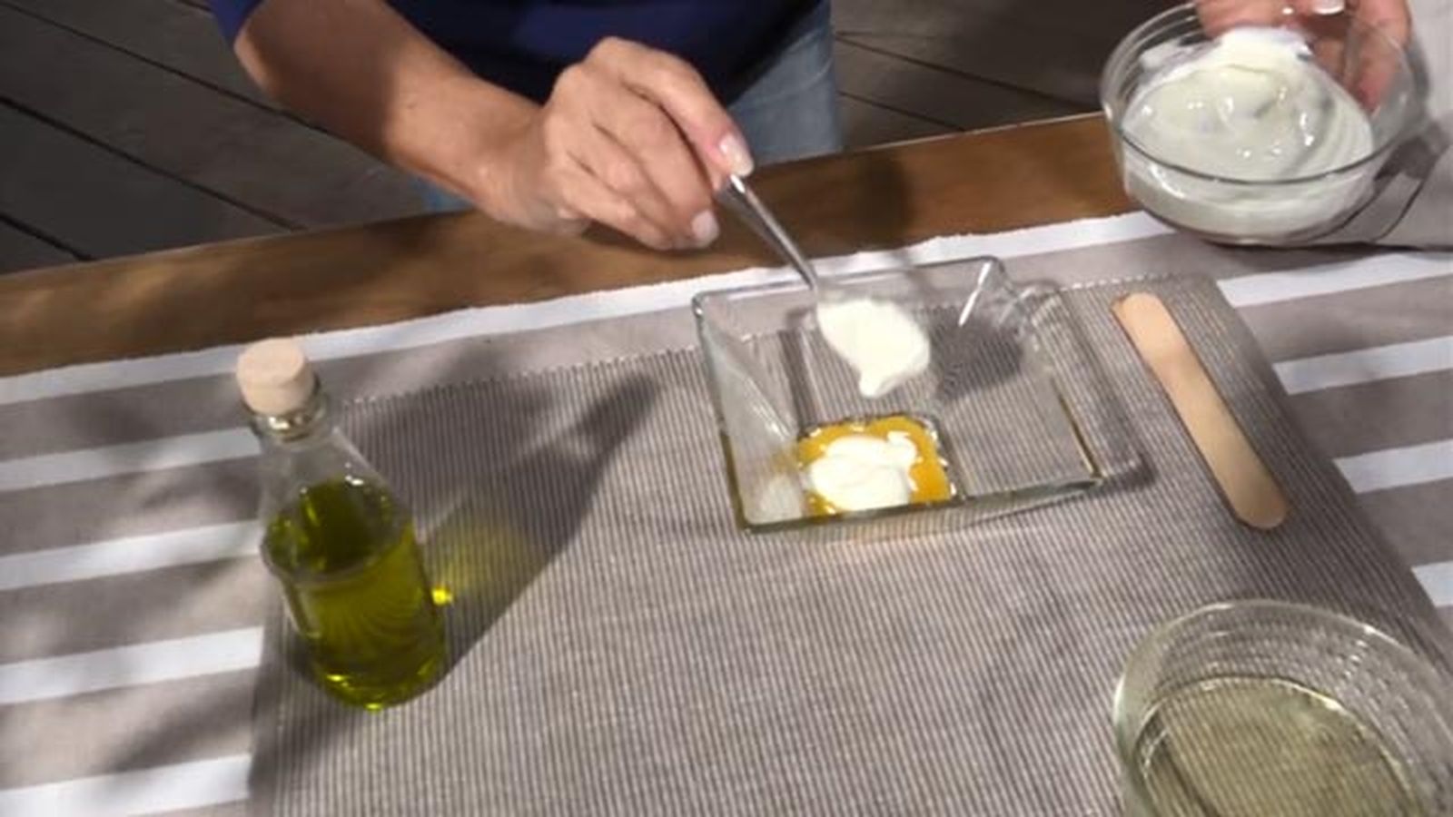 mascarillas caseras de huevo para el rostro yema para la piel seca y clara para la piel grasa yogur griego