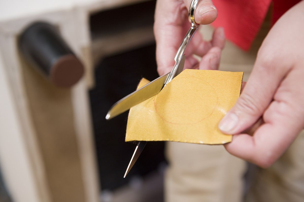 brico 0574 1 tipos protectores patas muebles paso 4