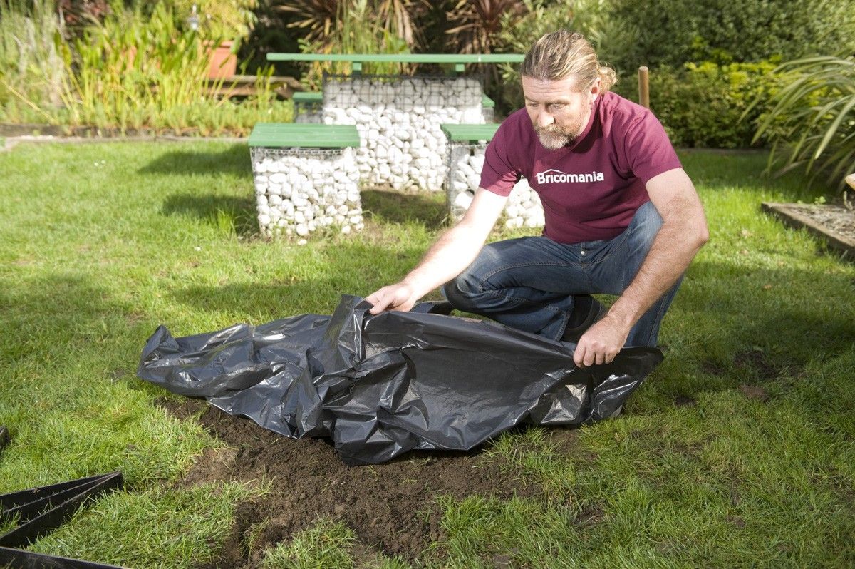 brico 0583 2 colocar rosa vientos jardin paso 2