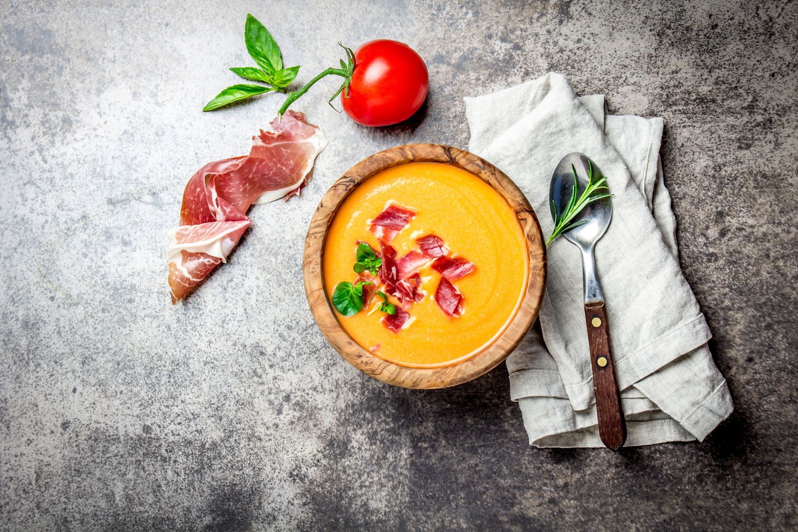 salmorejo servir