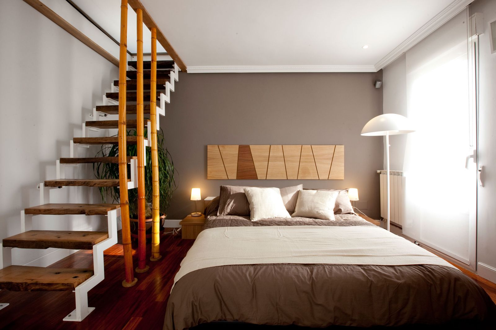 Transformación de salón en dormitorio con vestidor