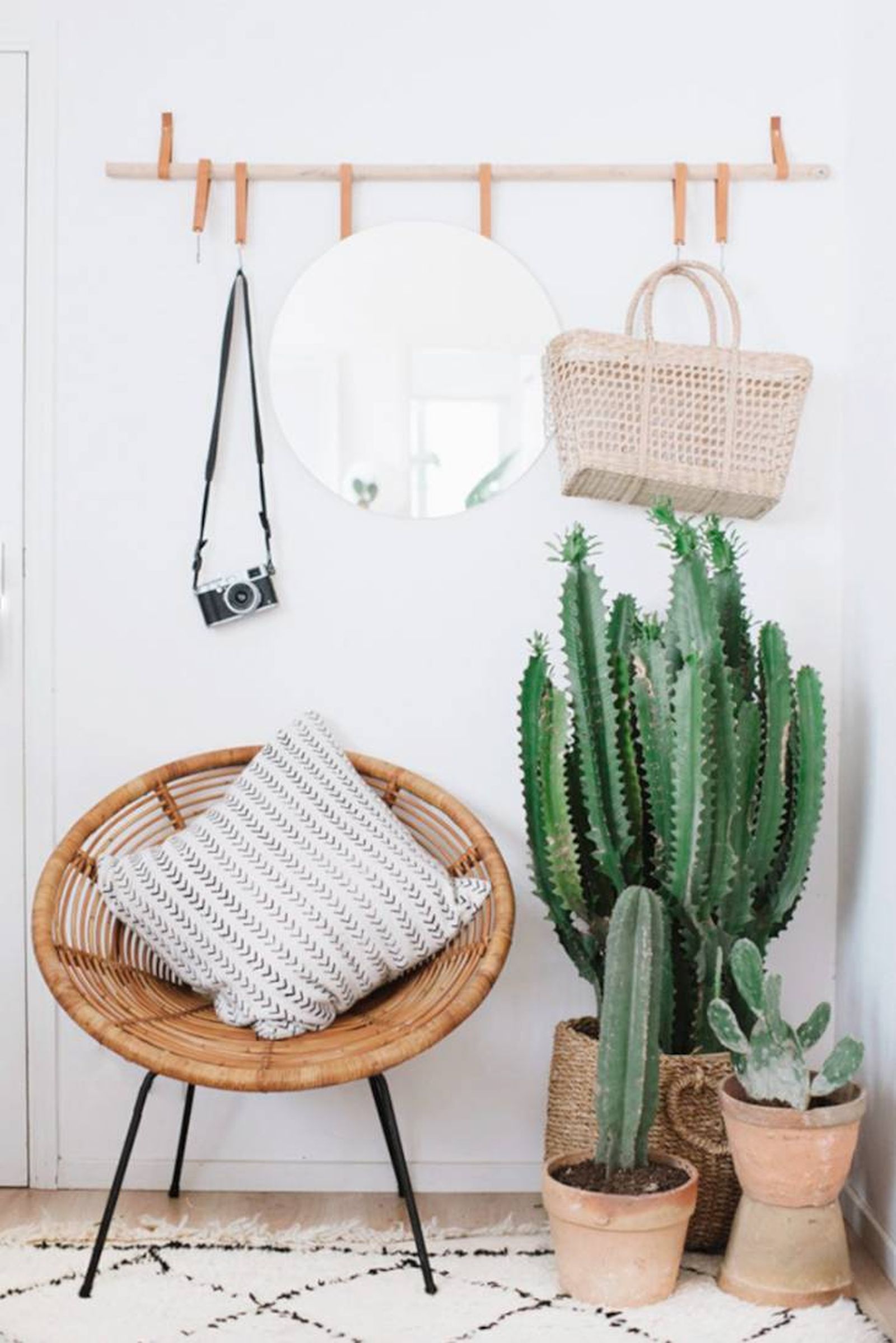 Ideas y tendencias para crear recibidores originales y funcionales 13