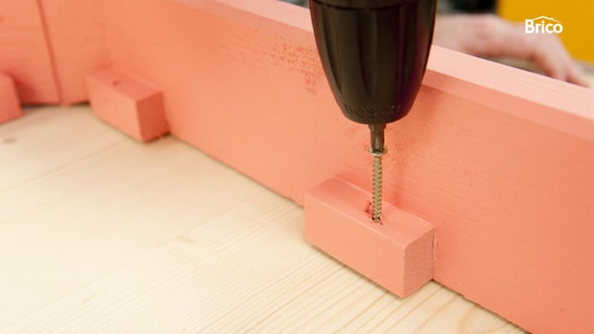 brico 0606 construccion mesa basica paso 15