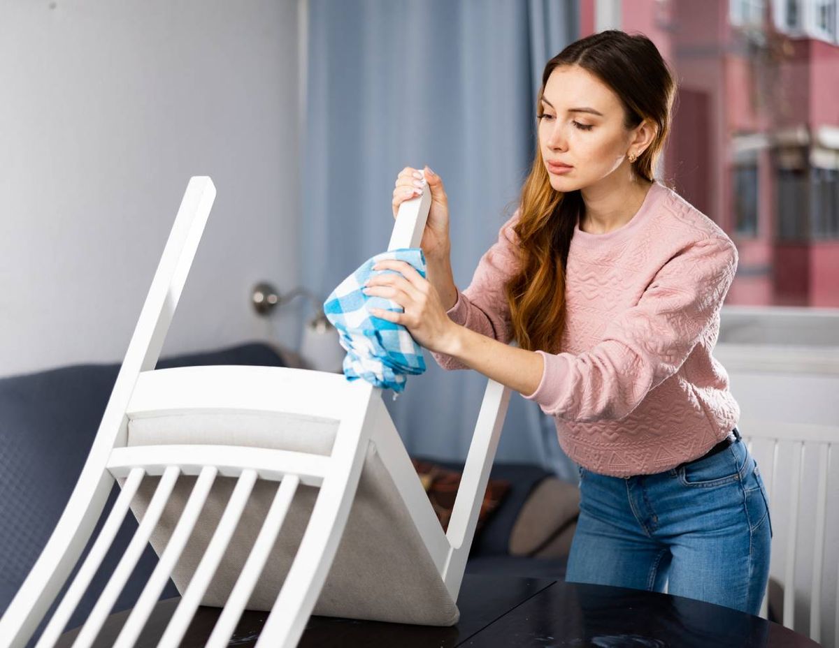 Cuida y protege tus sillas de madera