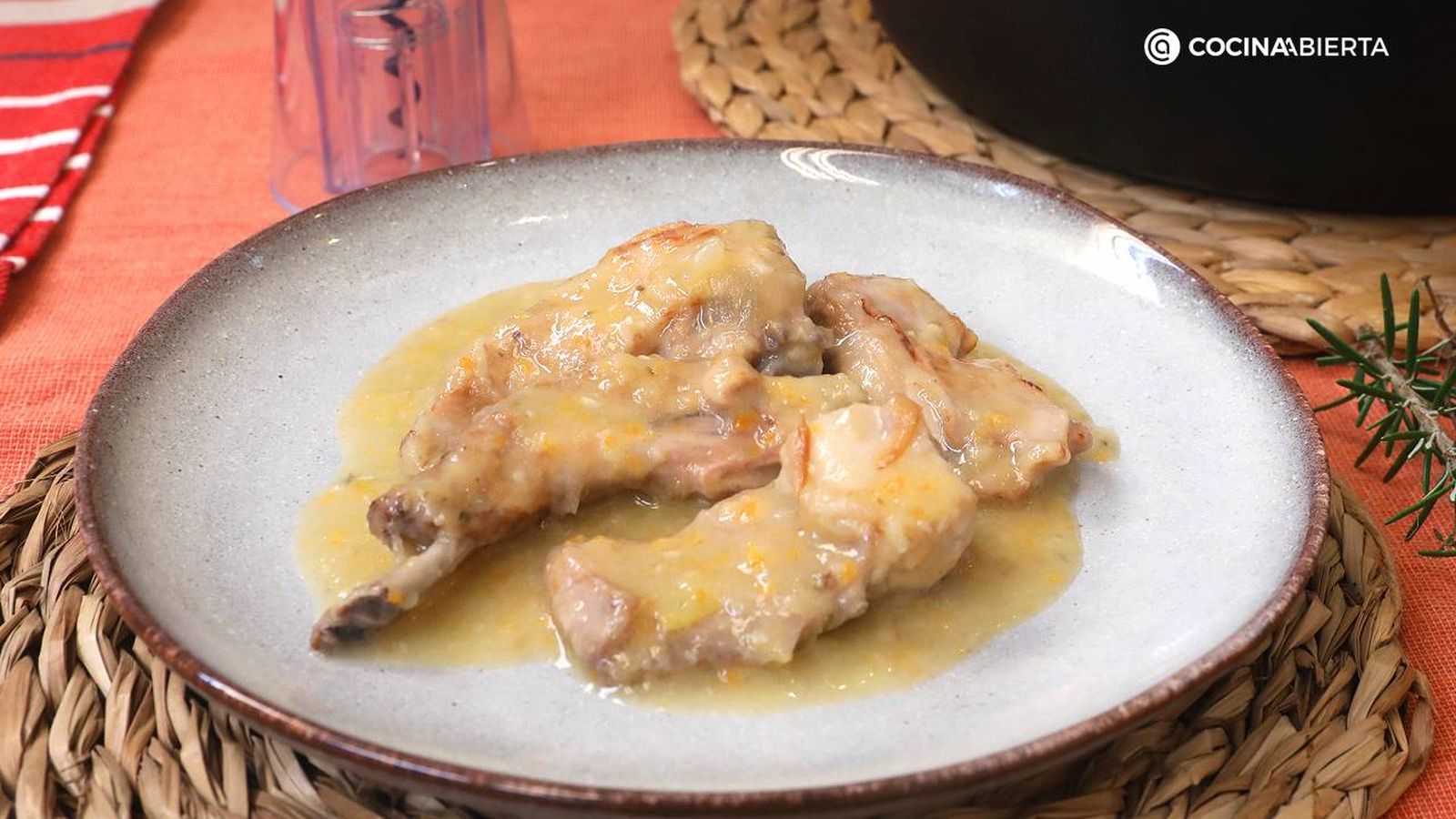 guiso conejo al vino blanco