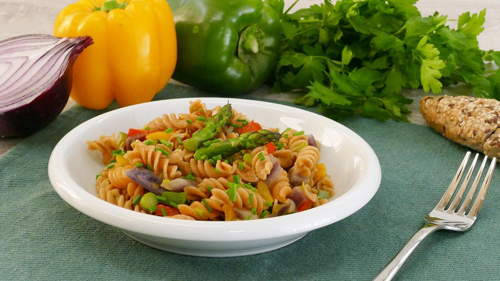 Receta de pasta de lentejas rojas con verduras