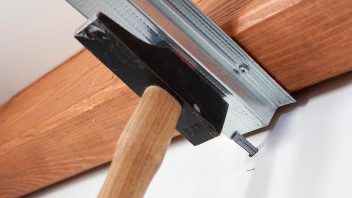 Bricomanía   Aislar techo con paneles decorativos 12