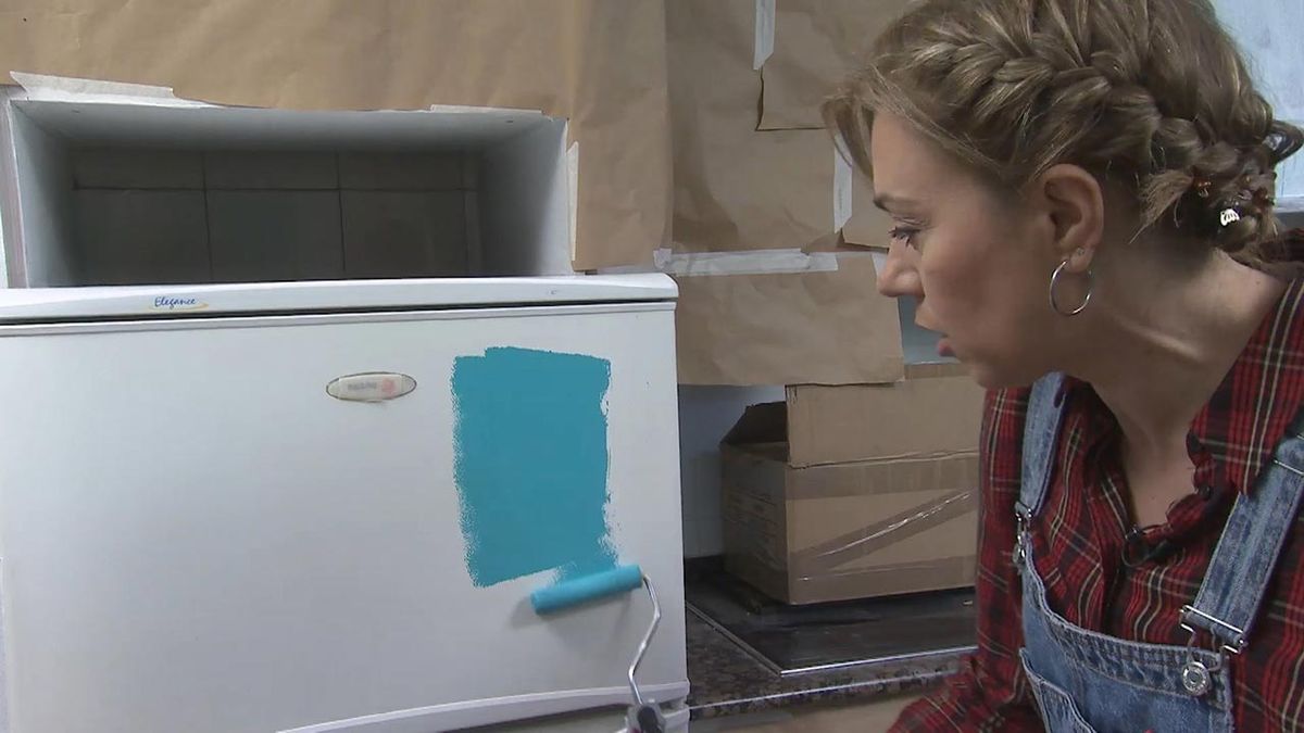 Deco764 Cocina rustica acogedora reloj madera sin obra paso 8