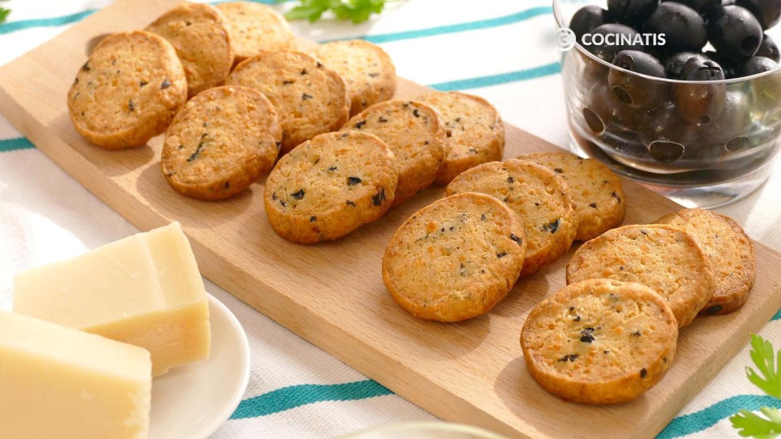 Receta de galletas saladas de queso y aceitunas