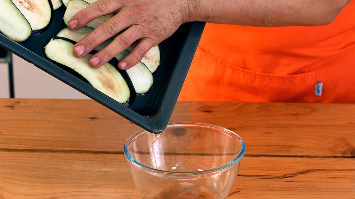 Cómo quitar el amargor a la berenjena  paso 3