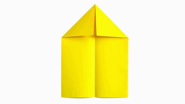 Cómo hacer aviones de papel paso 2