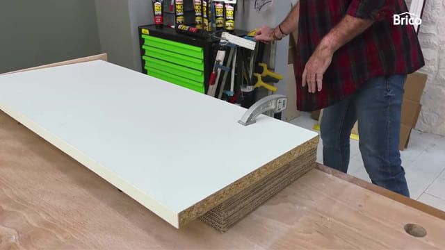 Brico 26 muebles de carton paso6