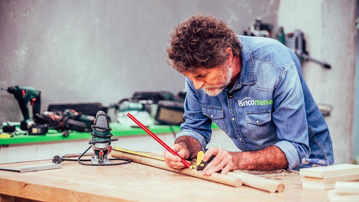 Cómo hacer un soporte para tablas de surf paso 3