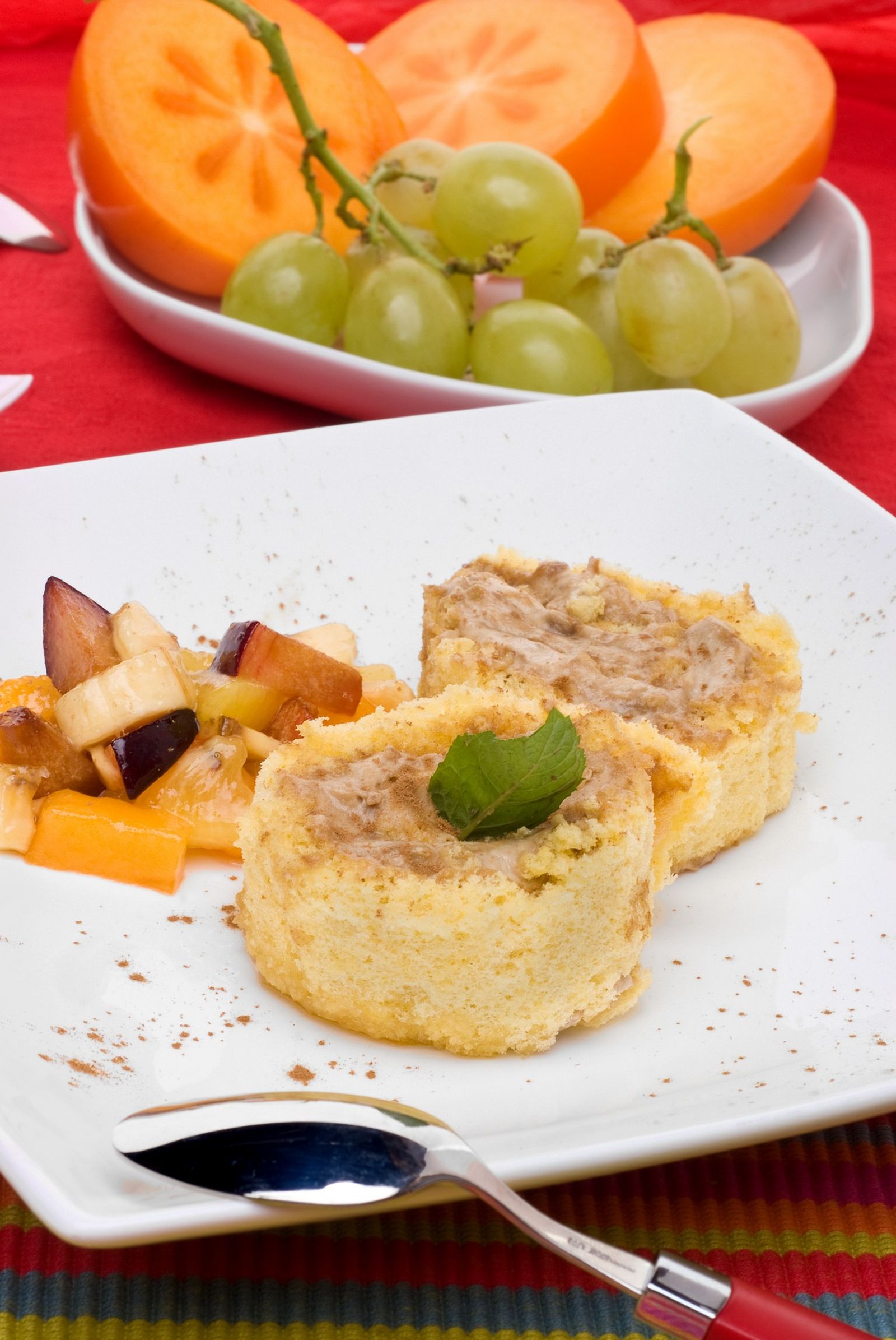 Bizcocho relleno con crema de cafe