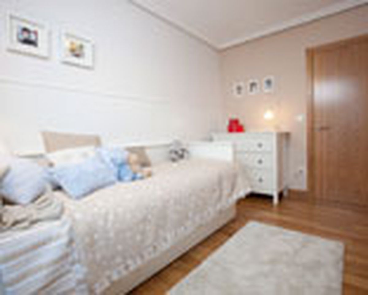 364 habitacion infantil calida y tranquila p07