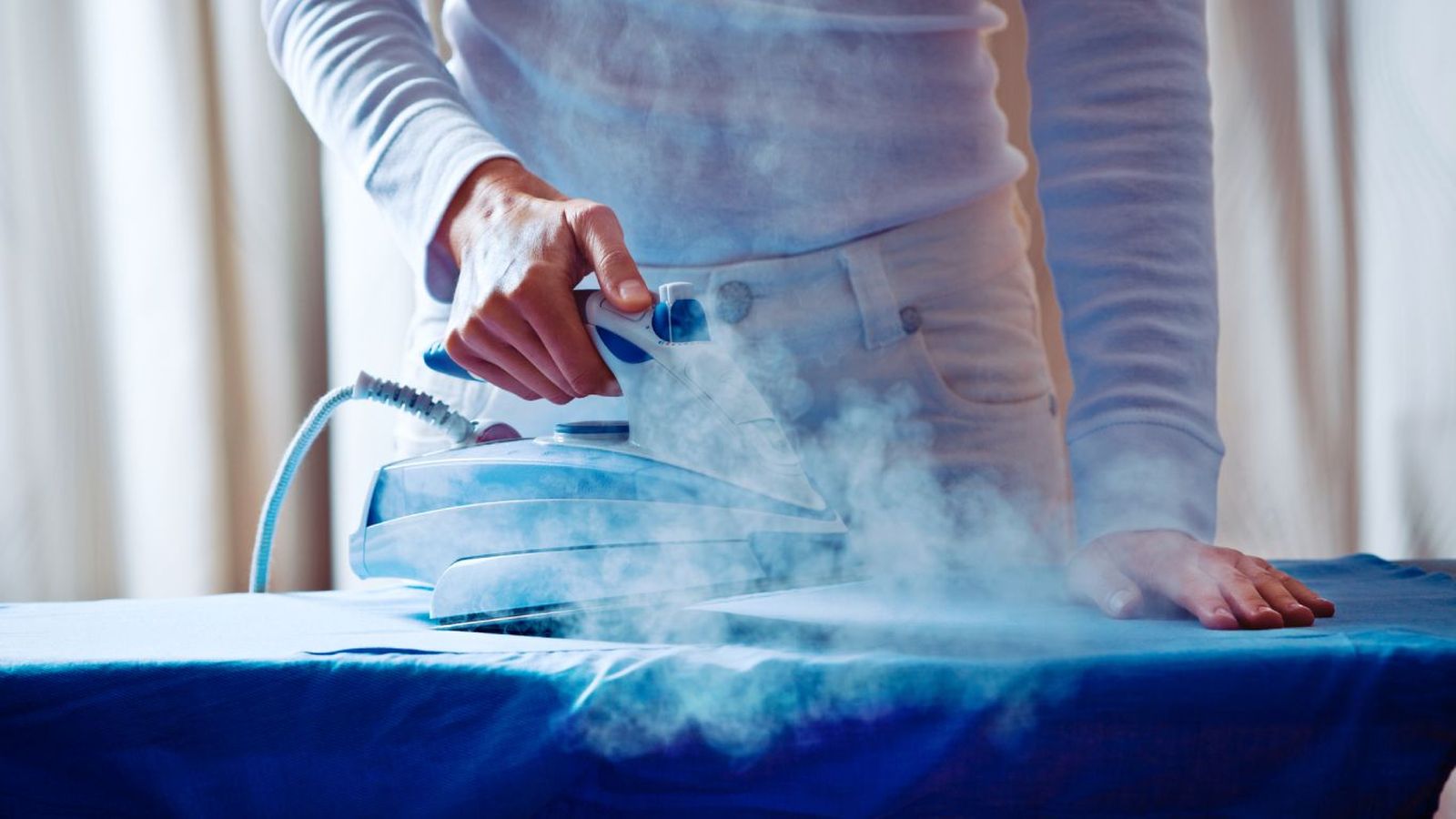 Plancha echando vapor