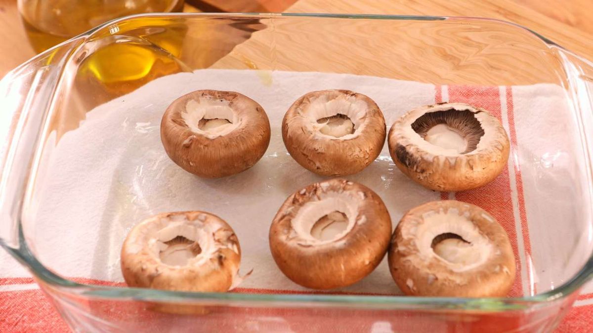 Champiñones al horno con ajo y perejil   Paso 2