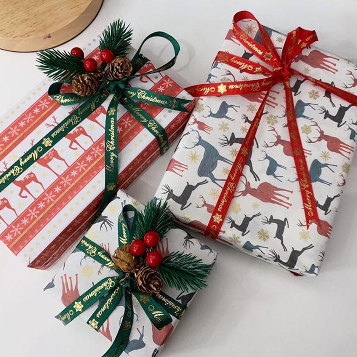 pinas adornar regalos