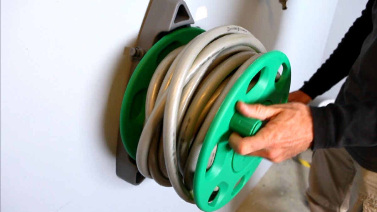 Enrolla manguera paso 1