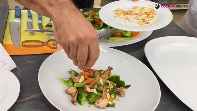 KARL7206 Verduras salteadas costillas conejo paso 4
