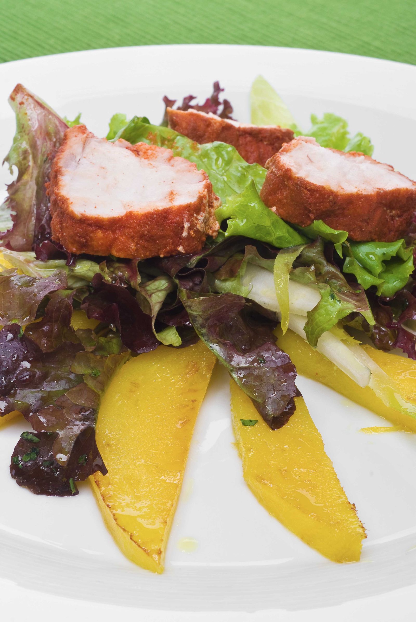 273 ensalada de mango y rape