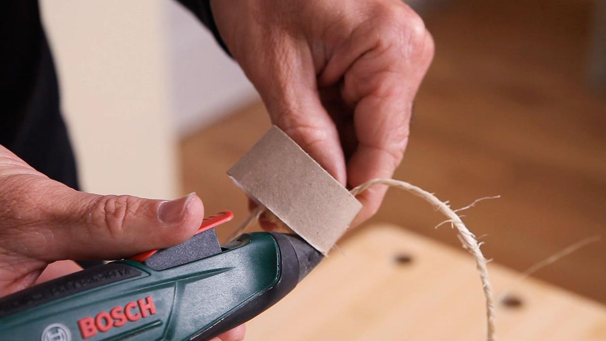 Hacer servilleteros de cuerda paso 5