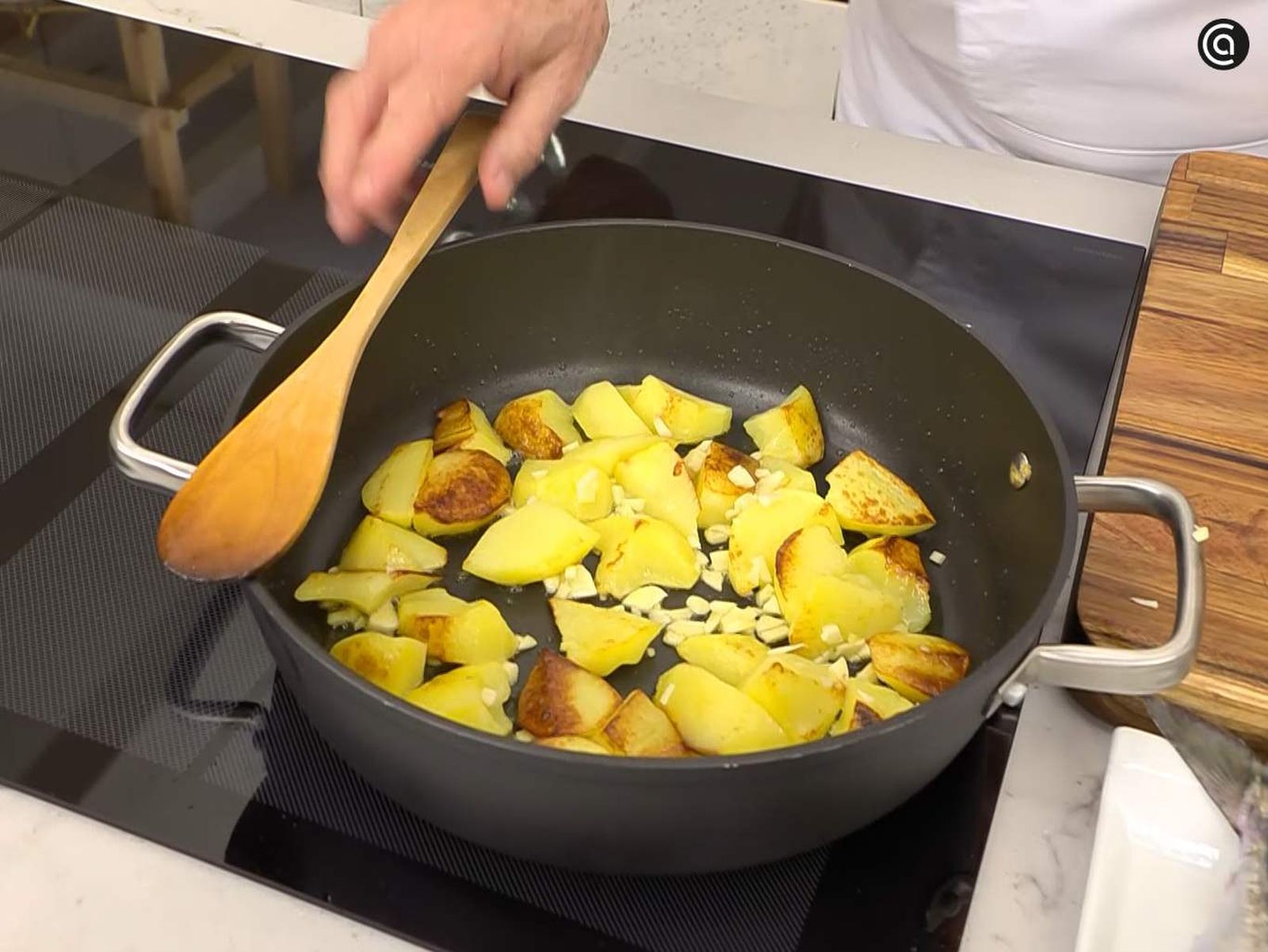 Rehoga las patatas