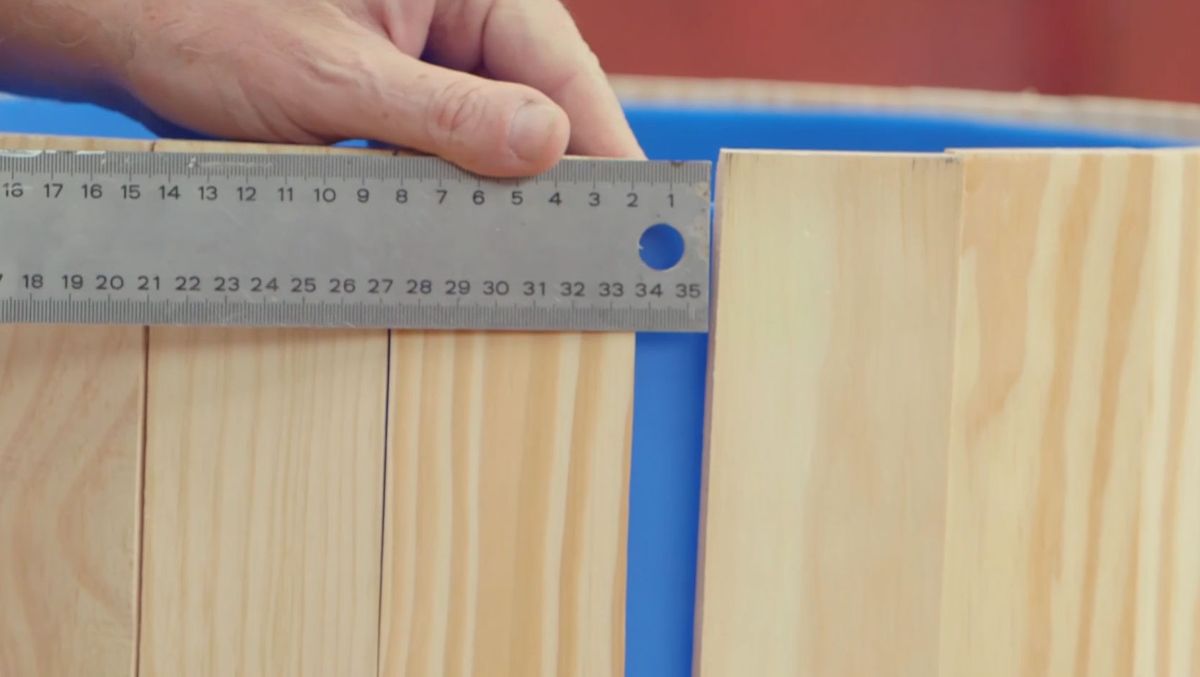 Cómo hacer una maceta con un bidón paso 7