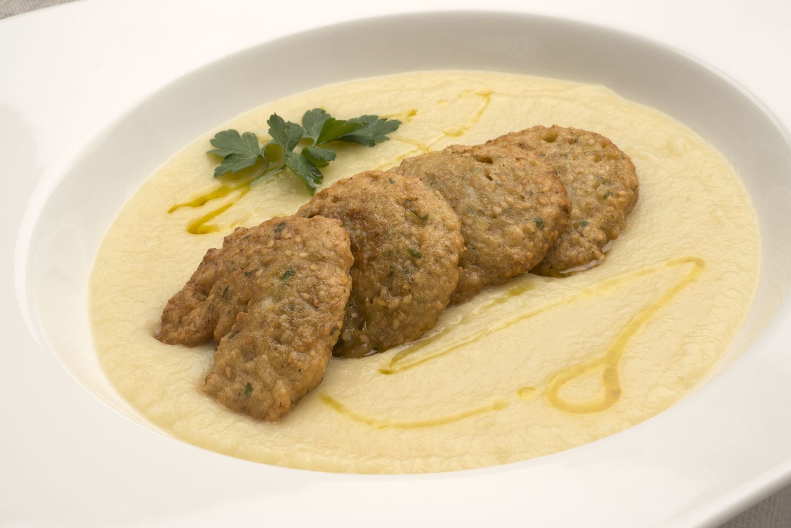 6129 1 Crema de chirivia con tortitas de sesamo xl