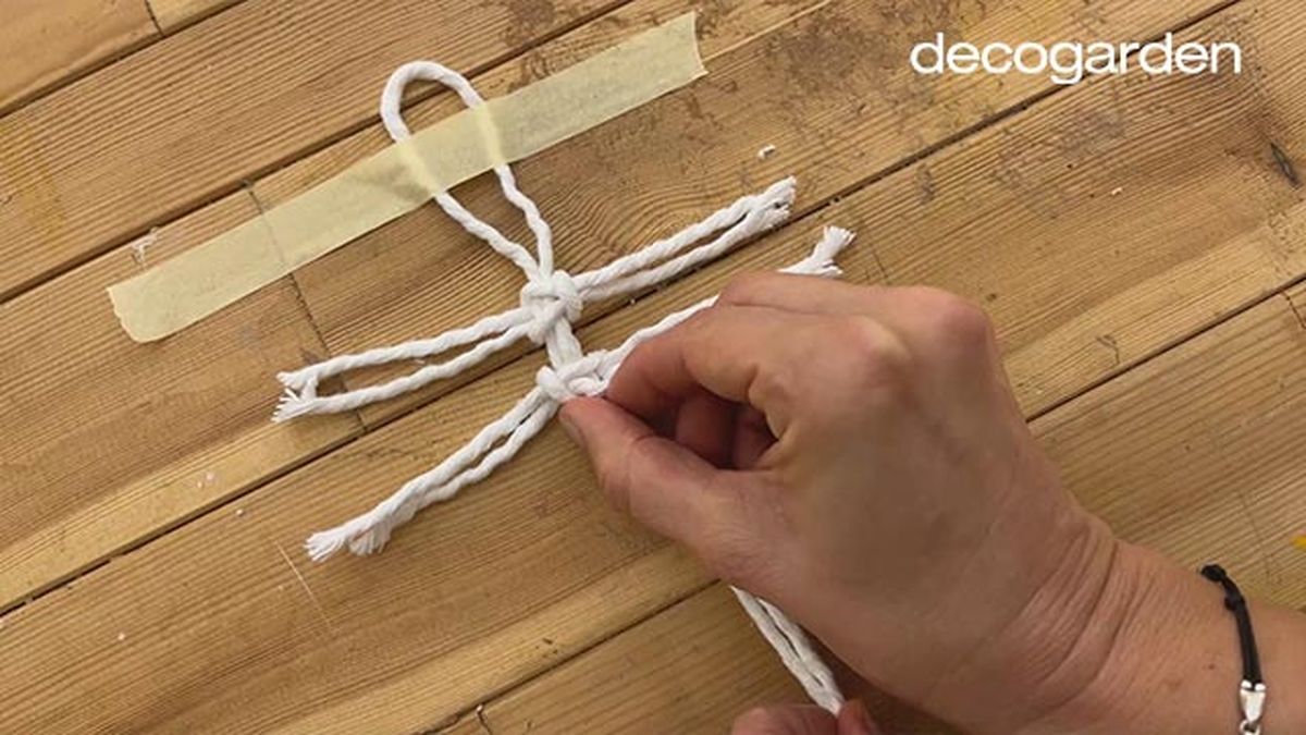 como hacer hojas de macrame paso 6