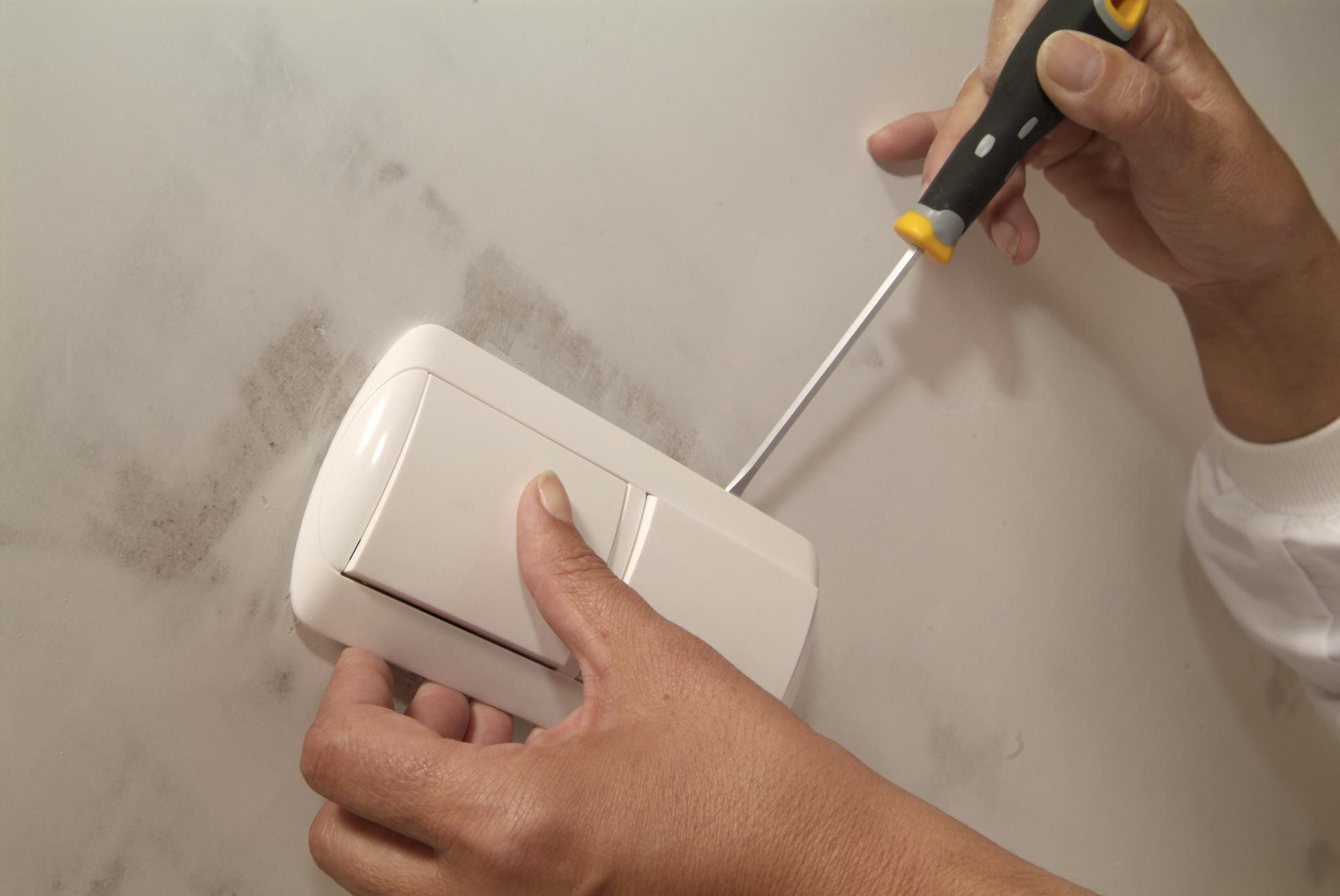 Pintar pared de obra de cocina paso 2