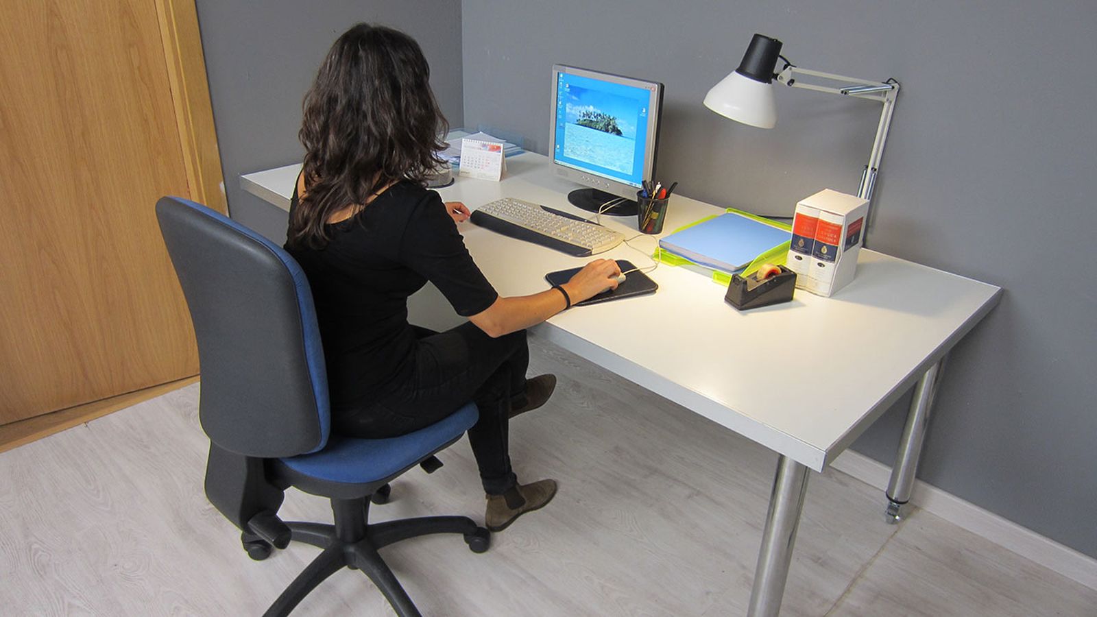 Hacer una mesa escritorio paso 14