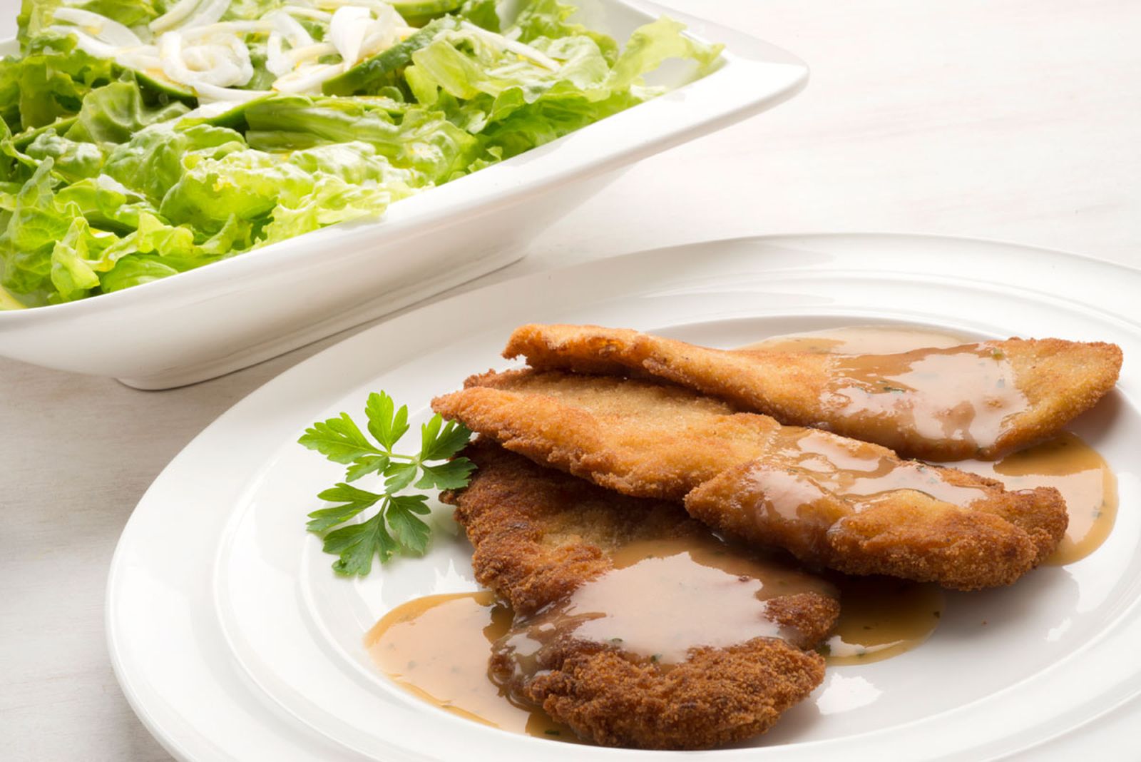 5387 Criadillas empanadas con ensalada (771) xl