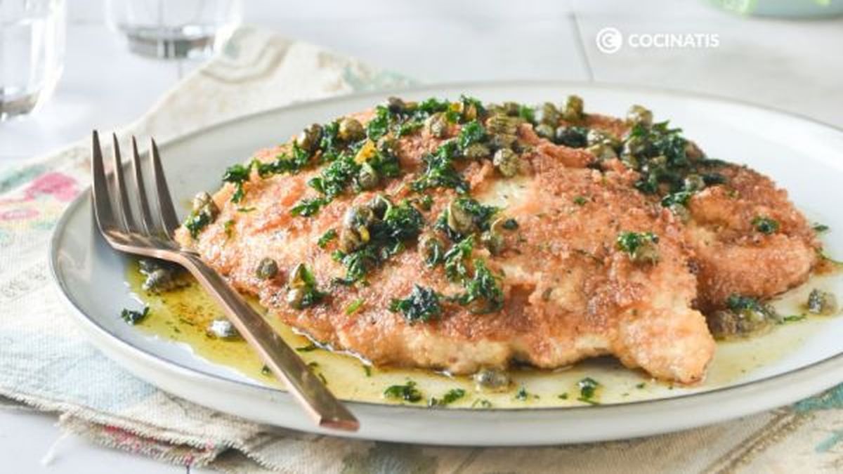 Escalope de pollo en salsa de alcaparras