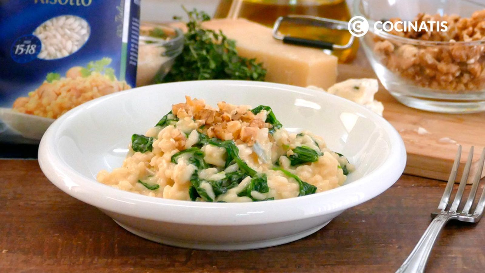 Receta de risotto de queso con espinacas y nueces