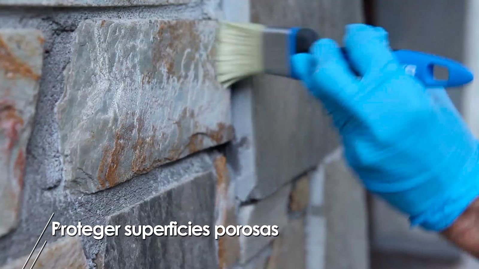 Como proteger superficies porosas paso 4