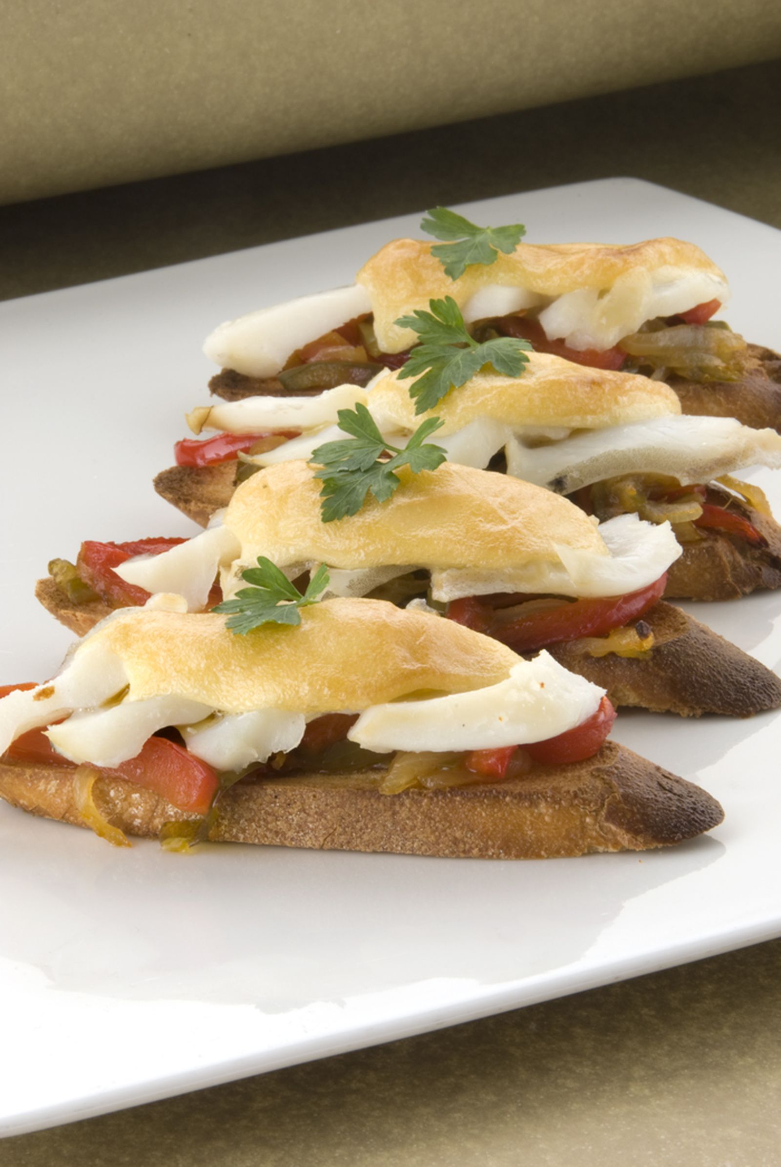 944B   Aperitivo de bacalao gratinado