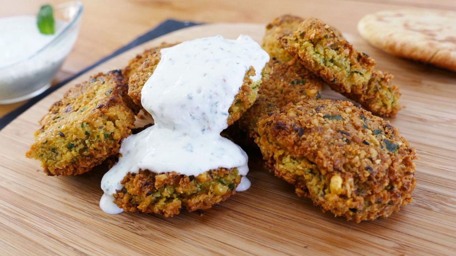 Receta de falafel con salsa de yogur