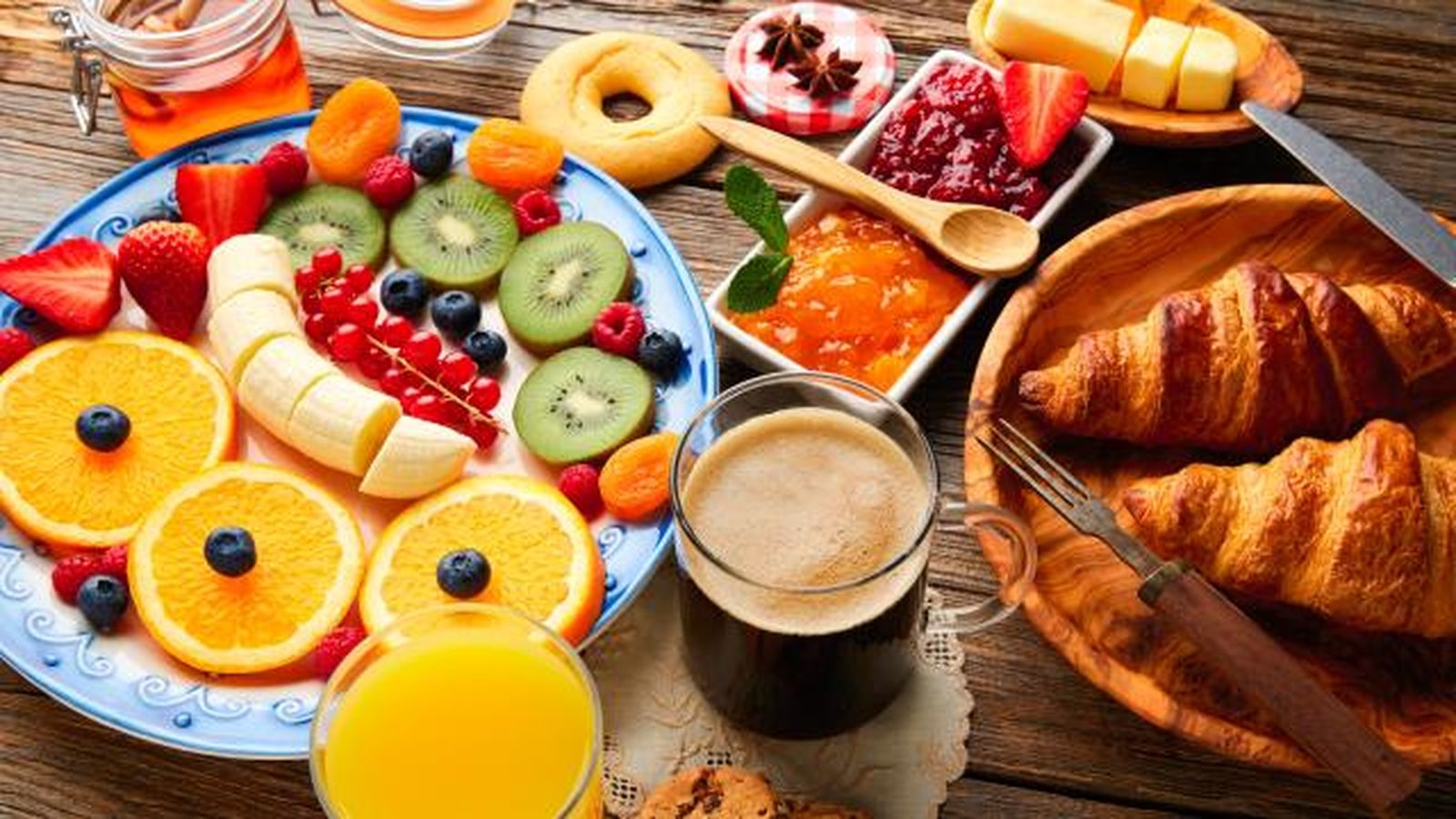 desayuno continental fruta