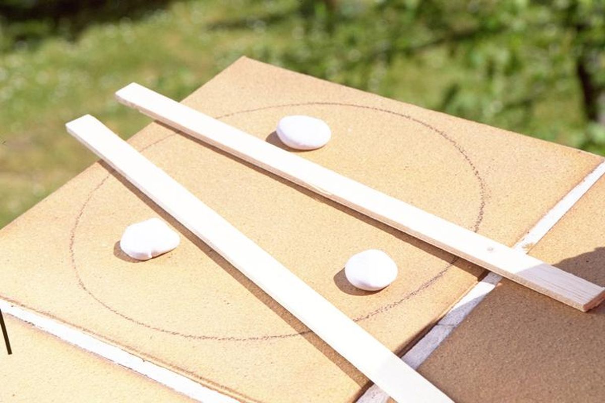 Fijar un macetero en el exterior paso 3